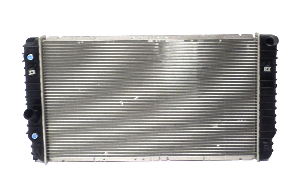 52476569 全新原始设备制造商发动机冷却散热器 1997 - 1999 年 Oldsmobile Aurora 4.0L — 第 2/4 张图片