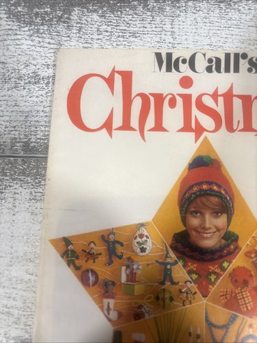Vtg McCall's Christmas-1970-301 Ideas-Sewing, Cooking & More-Acceptable - Picture 2 of 8