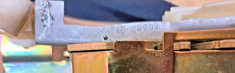 1977 Chevrolet Caprice 2 Door Driver Side Left Front Seat Belt Black — 第 3/4 张图片