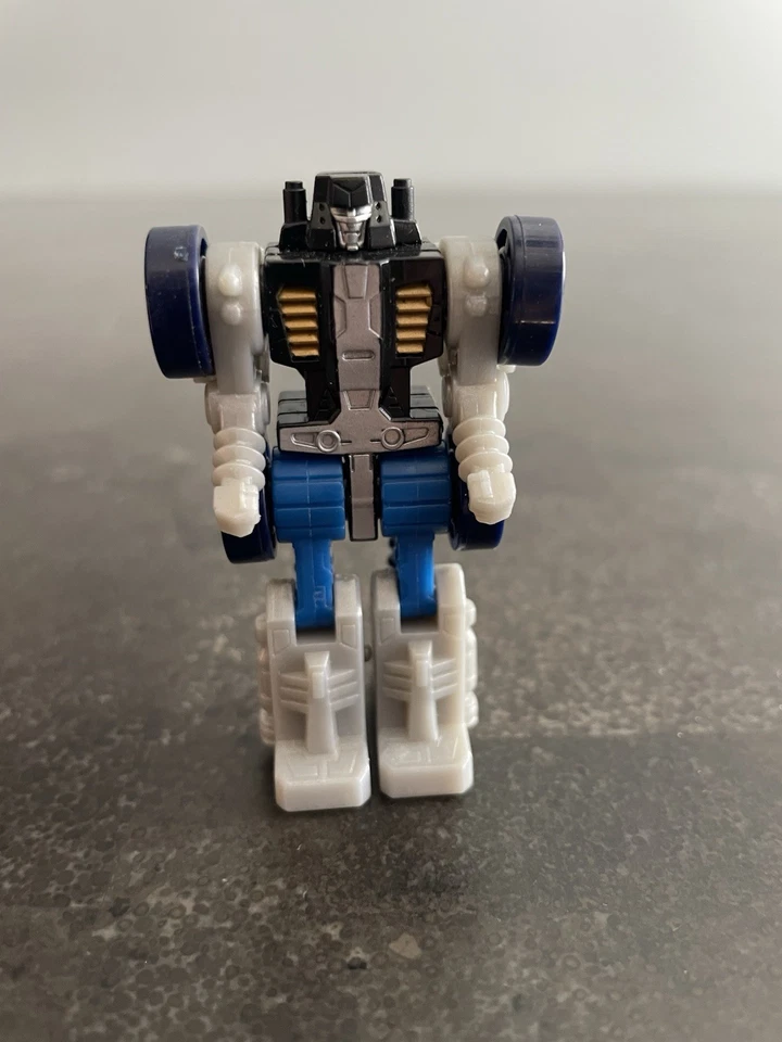 Transformers Cybertron Autobot Metroplex Minicon Partner DRILLBIT Hasbro 2005 - Image 3 of 4