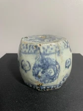 Chinese Ming Dynasty Blue and White Incense Holder