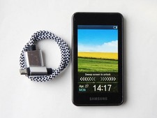 Samsung YP-R2 4GB Multimedia Player