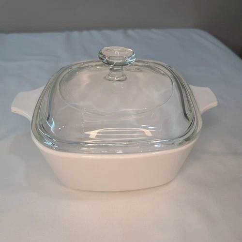Vintage Corning Ware 22 oz 700ml Petite Dish P-43 B W/ Pyrex Lid EUC