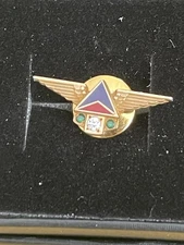 DELTA AIR LINES 30 Years Service Award Lapel Pin 10k Gold 1 Diamond 2 Emeralds