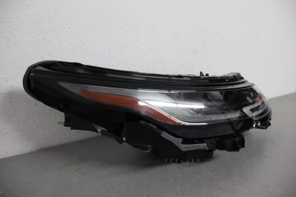 2020 2023 LAND ROVER RANGE ROVER EVOQUE RIGHT SIDE HEADLIGHT LED OEM - Image 2 of 4