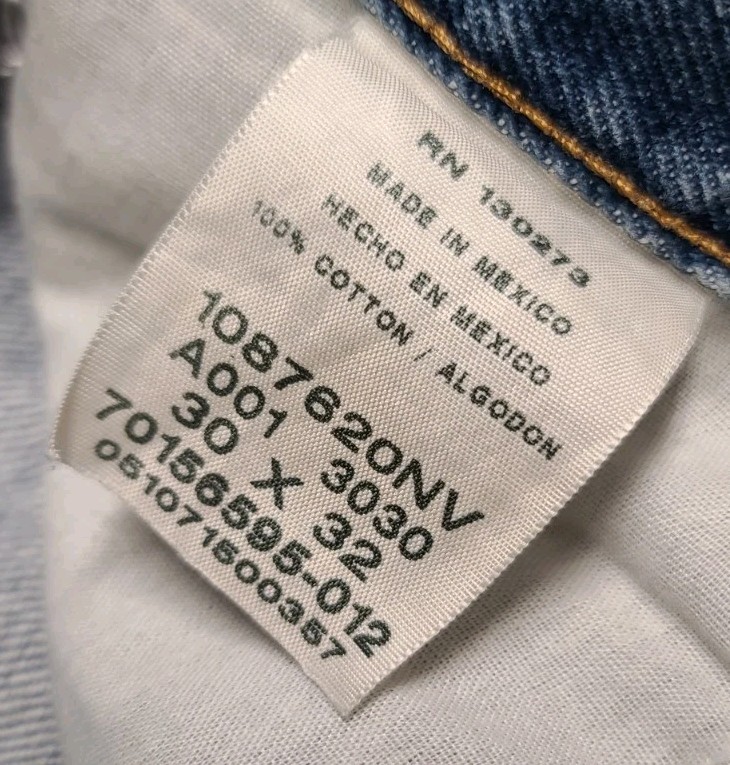 Thrashed Destroyed Bleach Splatter Rustler Jeans … - image 3