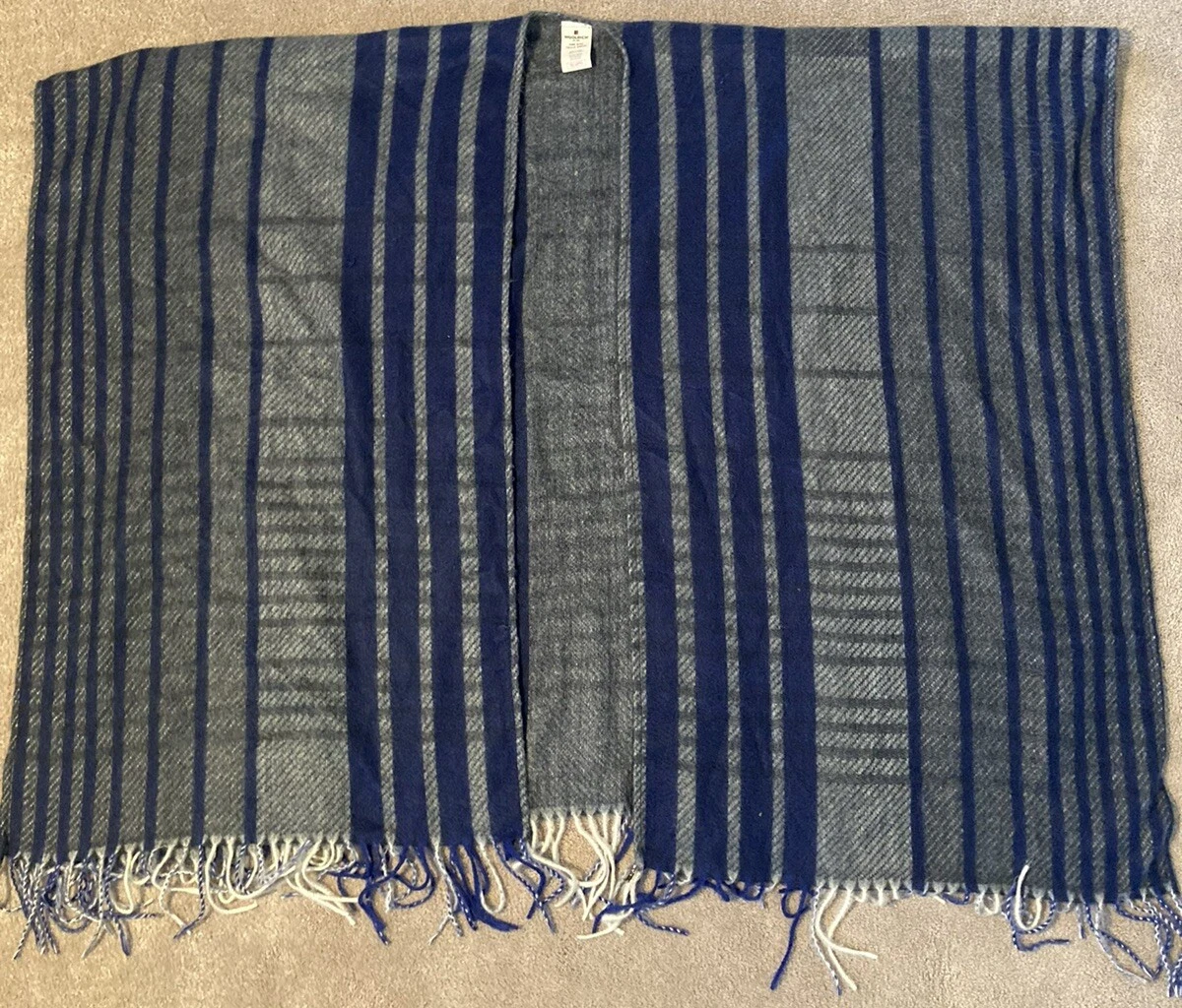 Woolrich Blue Gray White Plaid Fringe Poncho Shawl Cape OSFM