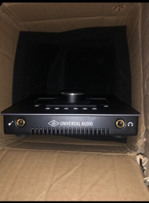 Universal Audio Apollo Twin X Quad Thunderbolt 3 Interface for