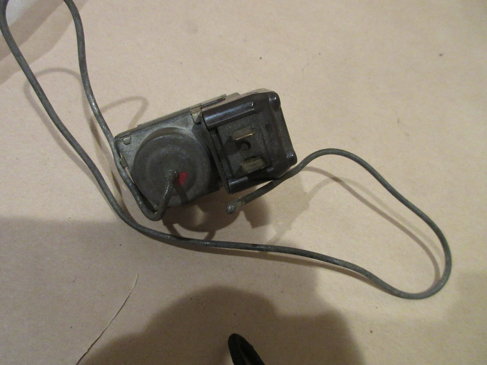 Ferrari 330 Temperature Switch