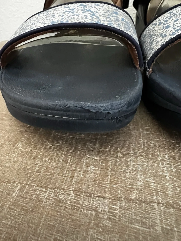 Fitflop Gracie 坡跟踝带凉鞋海军蓝银色斑点女式 10 码 — 第 4/4 张图片