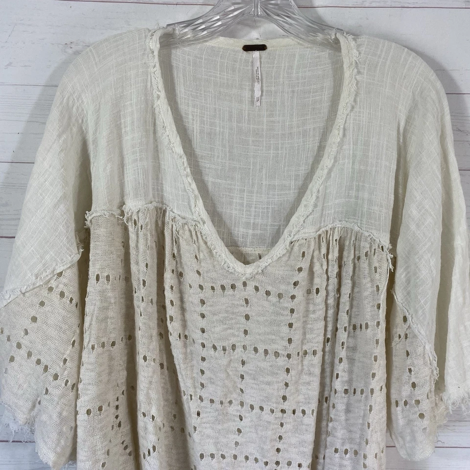 Free People Summer Lovin Linen Blend Frayed Hem Top XS Ivory V-Neck Bell Sleeve - Image 3 of 4