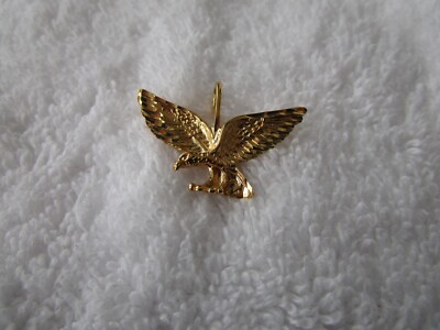 QUALITY+VINTAGE NEW~''YELLOW GOLD PLATED'' [ EAGLE DESIGN ] PENDENT~NICE!!