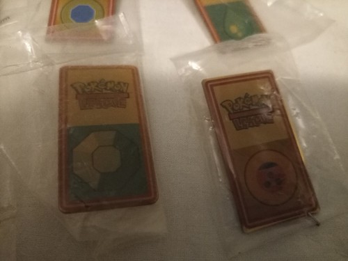 Vintage Nintendo Pokemon League Badge Sealed 12 - Picture 7 of 7