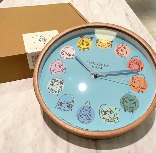 LAMMFROMM Yoshitomo Nara Wanduhr Y.N. UHR Siebdruck Glas JAPAN NEU - Bild 4 von 12