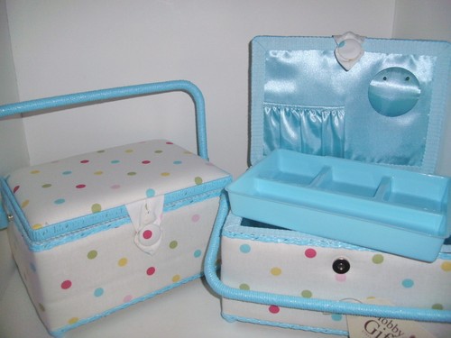 BNWT-Medium-Spots Design Fabric Covered Premium Sewing Boxes by Hobby Gift - Picture 4 of 4