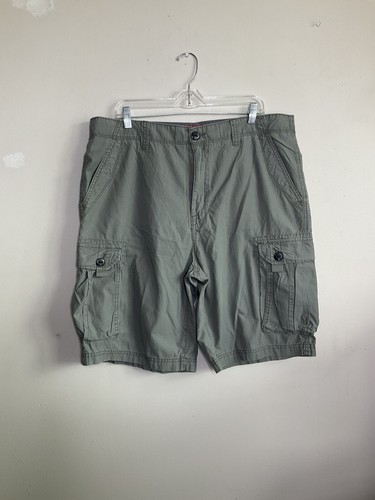 Union Bay Green Cargo Shorts Men’s Size 38