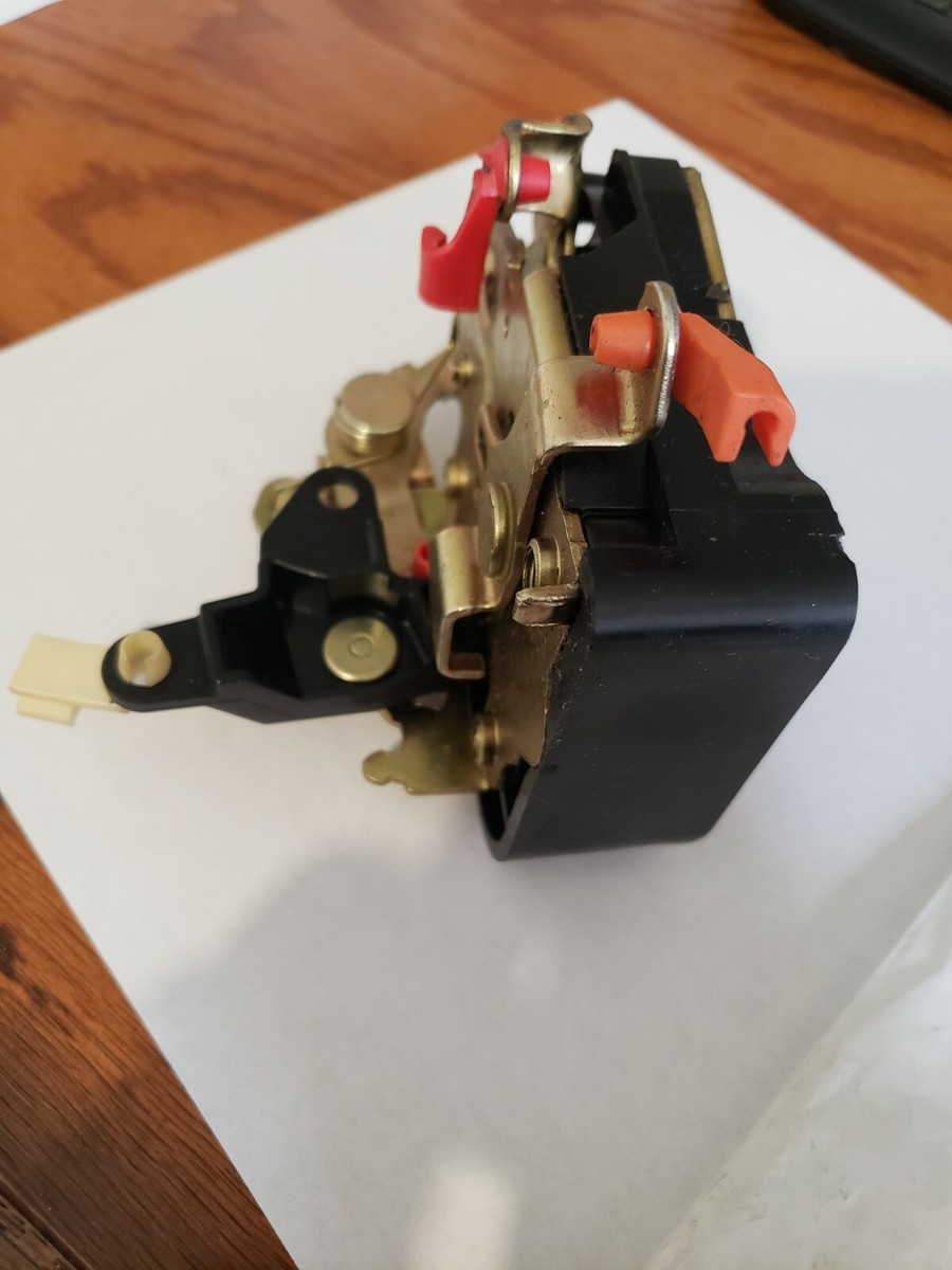 Freightliner A18-60466-001 Manual Door Latch RH / A18-68383-001 | eBay