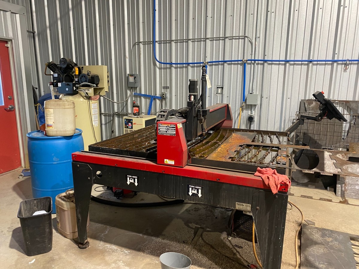 lincoln torchmate 4400 4 x 4 CNC plasma table and Electric Flexcut