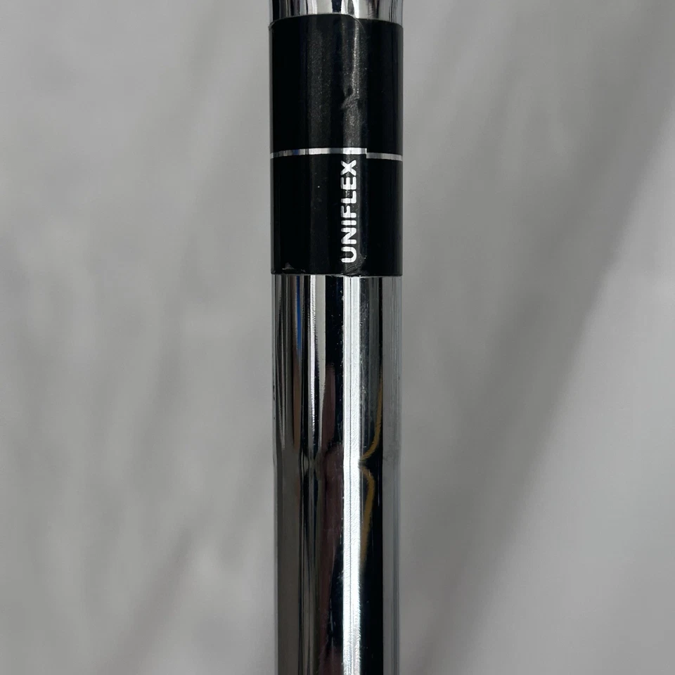 CALLAWAY RAZR X NG 5-PW RH IRON SET UNIFLEX STEEL SHAFTS. PRE-OWNED  - Image 3 of 4