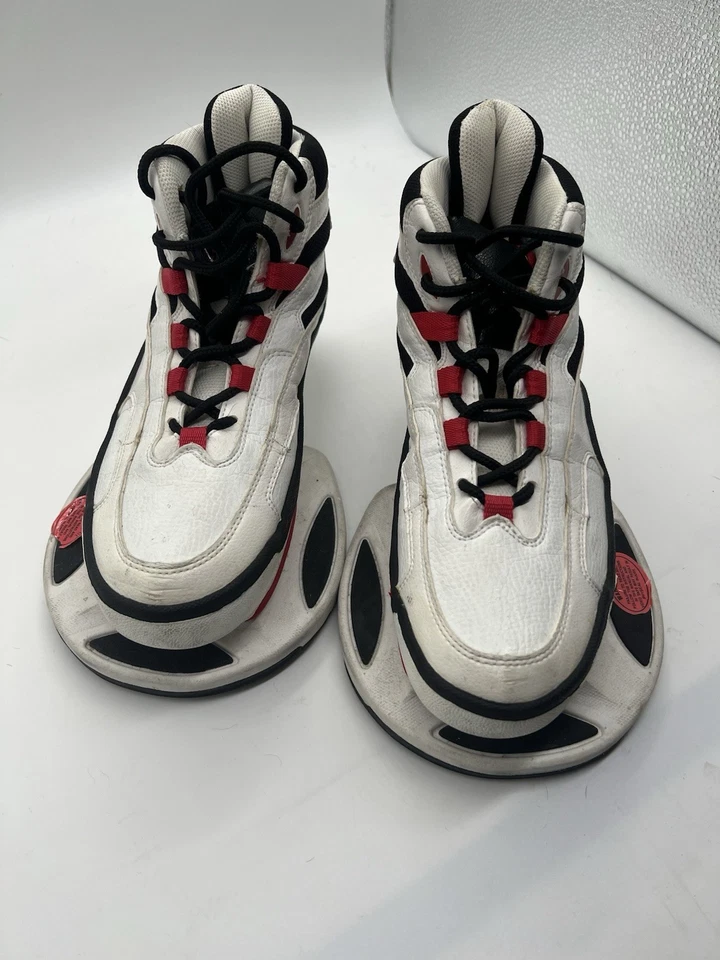 Zapatos de baloncesto Strength Jump talla 8,5 Foto 2 de 4