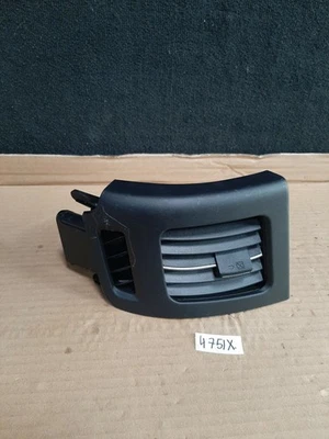 2012 2015 Toyota Prius dash air vent avant droit 55660-47030 - Photo 1/4