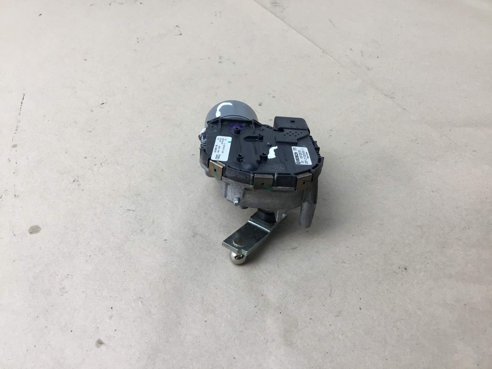 Audi R8 2022 Front Right Passenger Windshield Wiper Motor 18-23 ; :O