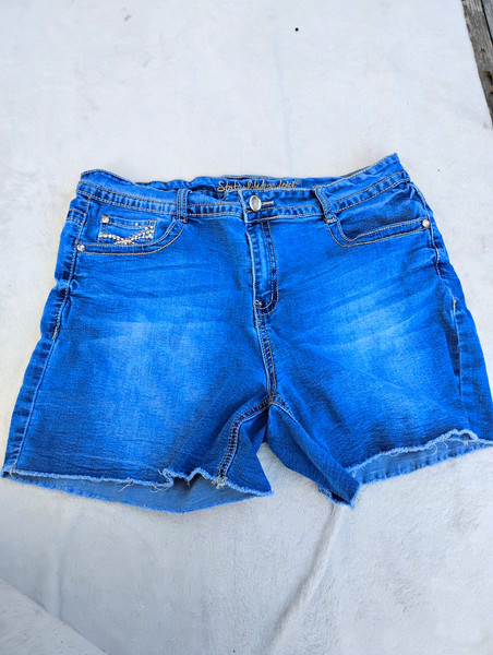 State of Independence Women’s Blue Denim Cut Off Shorts Size 16 Regular Fit