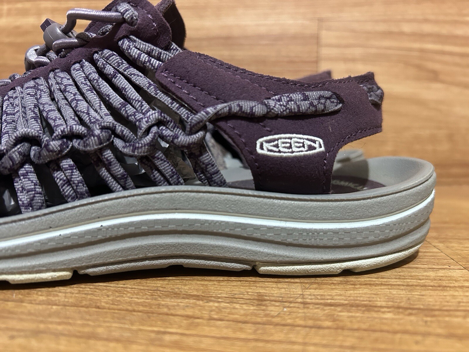 Sandali sportivi impermeabili Keen Uneek taglia 7 US 37 5 EU viola blu indaco viola ?