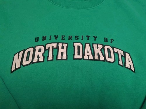 University Of North Dakota Champion Brand Kelly Green Large Pullover Sweatshirt - Picture 2 of 5