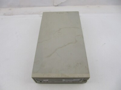 YAMAHA SCSCI EXTERNAL CD DRIVE CD-ROM WRITER BURNER