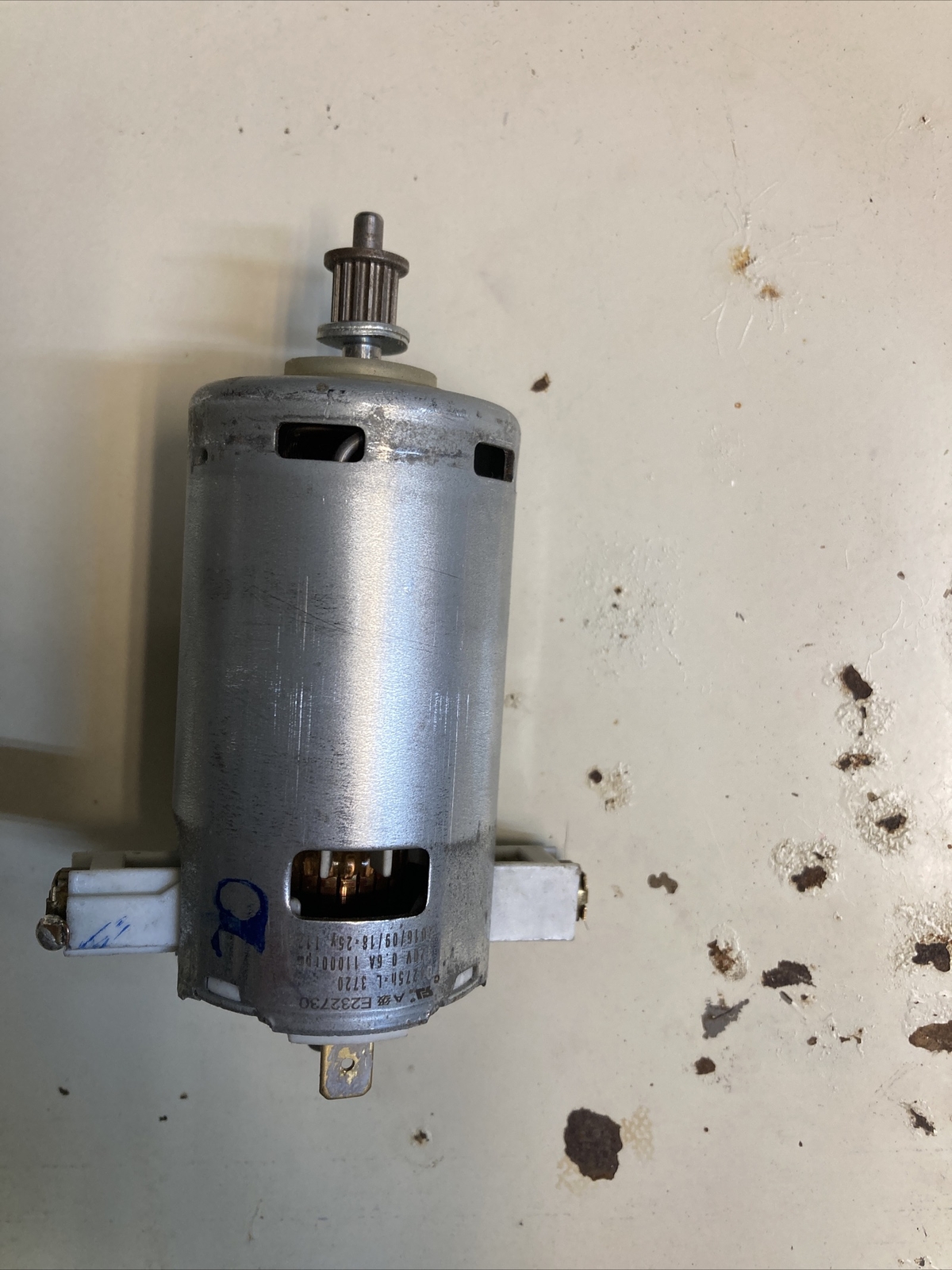 HOOVER UH72460 UH72465 SMALL 120V 60Hz GEARED BRUSH ROLL MOTOR D4275aa 3720 eBay