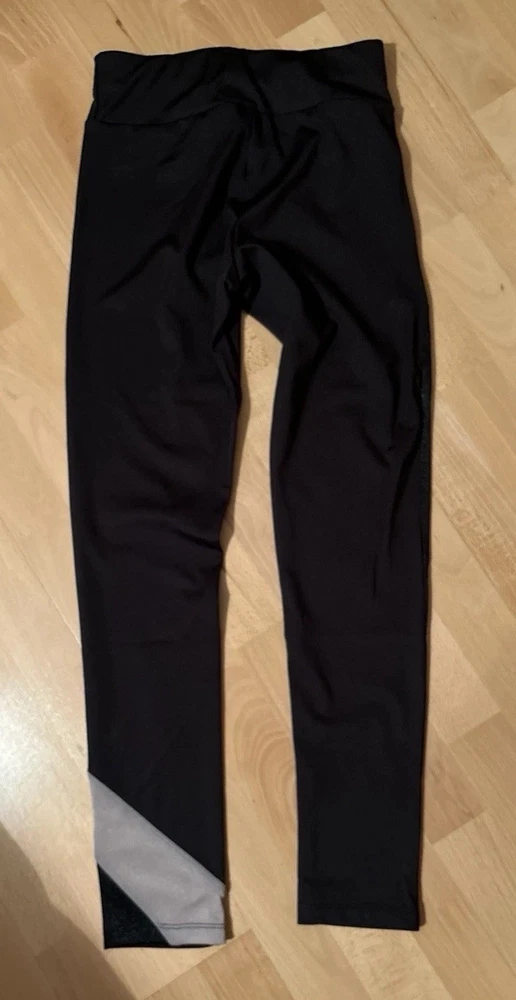 Sporthose, Zara, Größe 164, wurde nie getragen