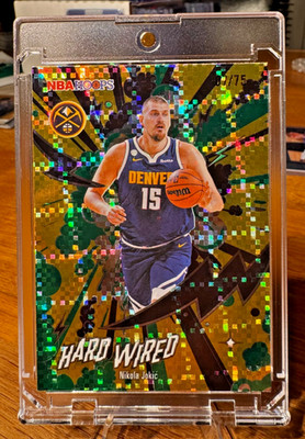 2025-25 Topps NBA Hoops Hard Wired Nikola Jokic Lightburst Green 07/75 GRADE IT!