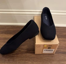 Vivaia Margot 2.0 Women Size EU 39 Shoes Navy Blue Square Toe V Cut Flat EUC