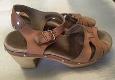 Clarks Artisan Leather Sandals 5 UK 38 Clogs Block Heels Ankle Straps Studs Shoe