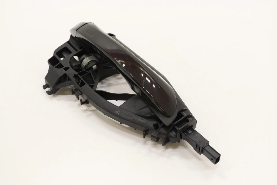 2019 - 2025 AUDI A6 FRONT RIGHT SIDE EXTERIOR DOOR HANDLE OEM 4N0837812B - Image 4 of 4