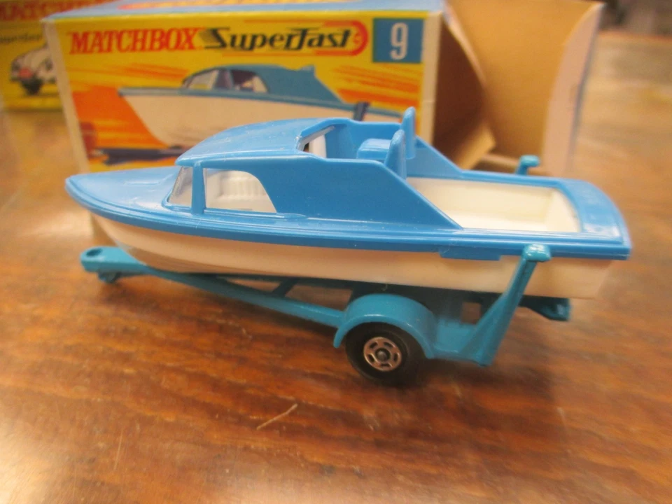 Matchbox No. 9 Superfast Boat & Trailer with Original Box - MIB - Image 3 of 3