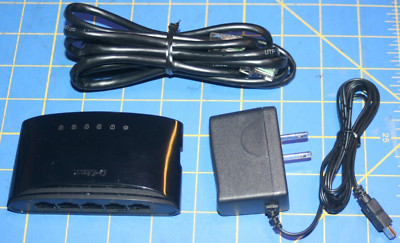 D-Link DES-1005E 5-Port Fast Ethernet 10/100 Desktop Switch