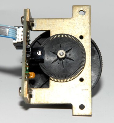 Leica DM-IRBE Inverted Microscope Focus Encoder Wheel, 100 Pulses / Revolution