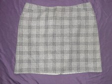 Old Navy Heavy wool plaid skirt Size 14