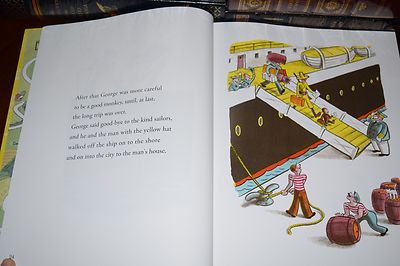 絵本・児童書 Curious e 75th anniversary edition The Complete Adventures of Curious George: 75th Anniversary
