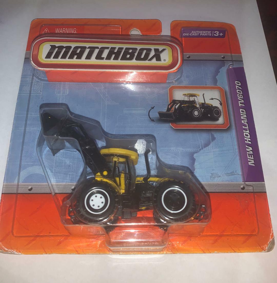 Matchbox New Holland TV6070 Blue Real Working Rigs Die-Cast