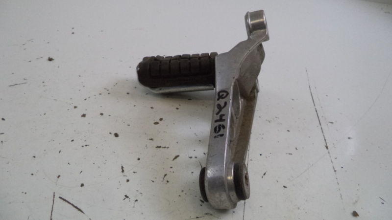 1985 Honda VF700C Magna 700/85 Left Rear Foot Peg | eBay