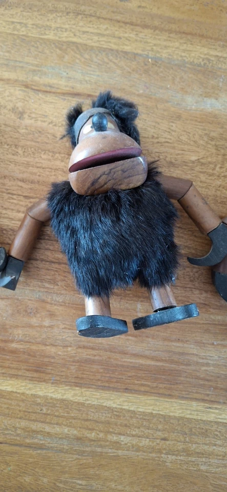 Lot De 4 Singes En Bois Ancien - Photo 4/4