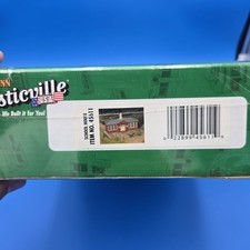 BACHMANN PLASTICVILLE School House Model Kit 45611