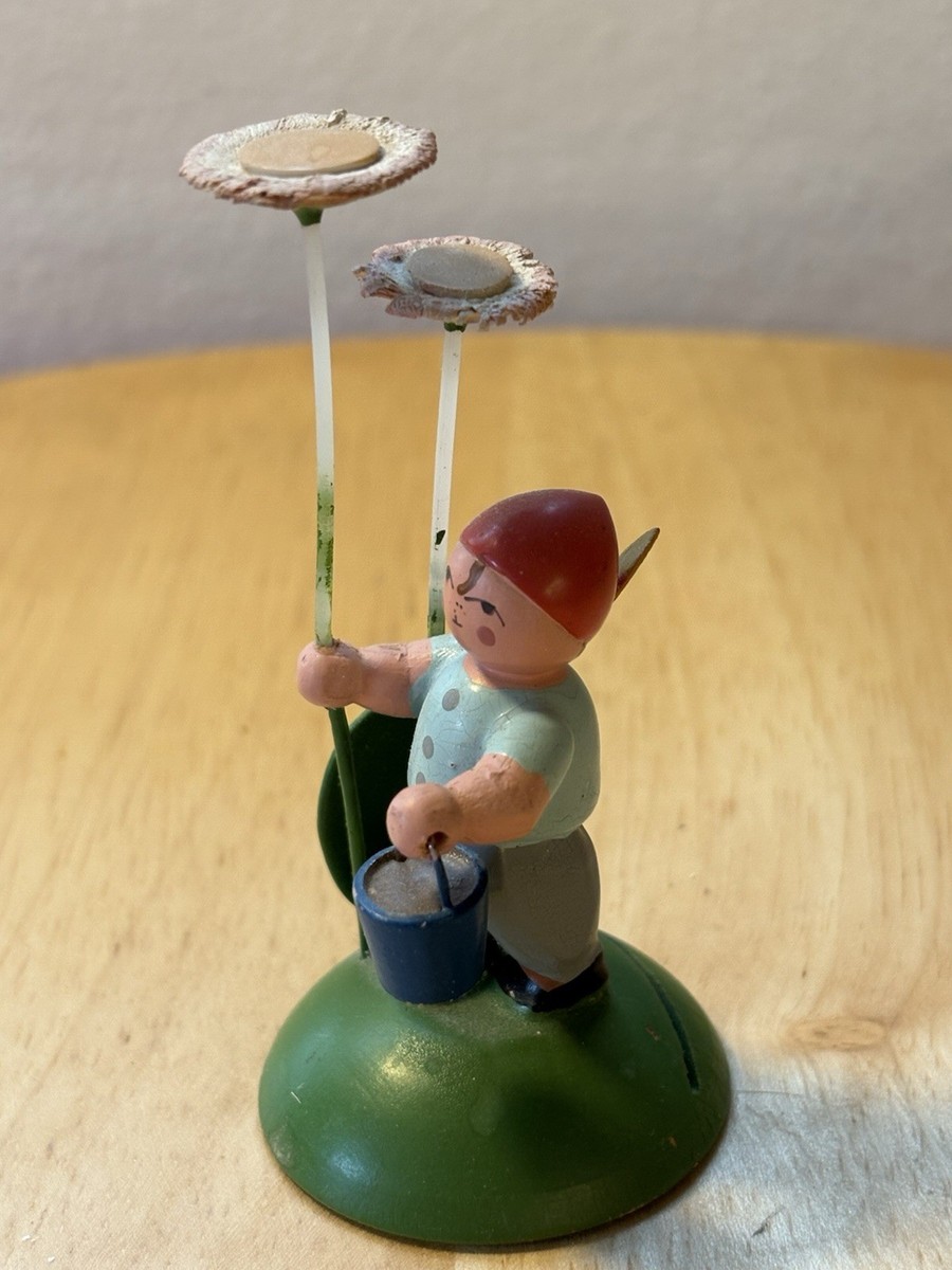 Erzgebirgische Volkskunst フラワーチルドレン 木製 Vintage Erzgebirge Flower Child Boy W/Flowers, Bucket Place Card