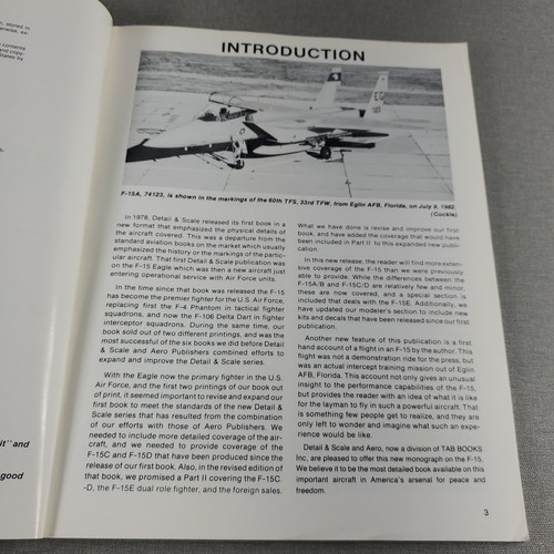 F-15 Eagle Detail and Scale By Bert Kinzey 1984 Trade Paperback Book - Picture 6 of 10