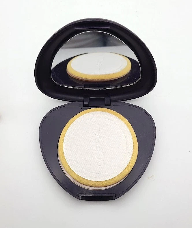 L'oreal Feel Naturale Ultrafine Light Softening Powder Compact New in Box .35 oz - Image 4 of 4
