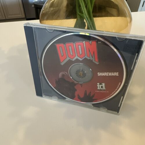 DOOM SHAREWARE  Vintage 1992 PC CD-ROM Game Disc Only Rare - Picture 1 of 3