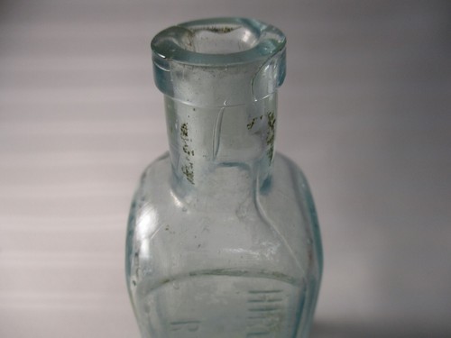 Antique Embossed Aqua Glass Bottle Hire's Root Beer Extract Philadelphia 4 1/2" - Picture 7 of 8
